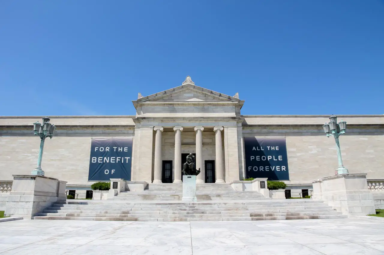 Neoclassical exterior of the Cleveland Museum of Art