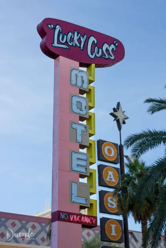 Sign-spirational Sign Design - Vintage Las Vegas Signs