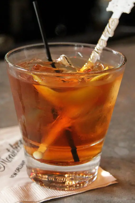 Vieux Carré in glass on napkin