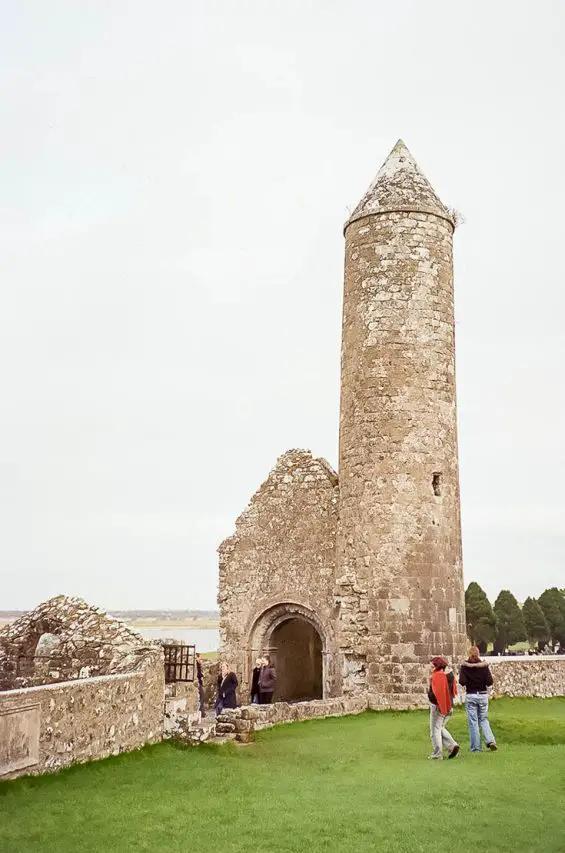 Clonmacnoise ruins
