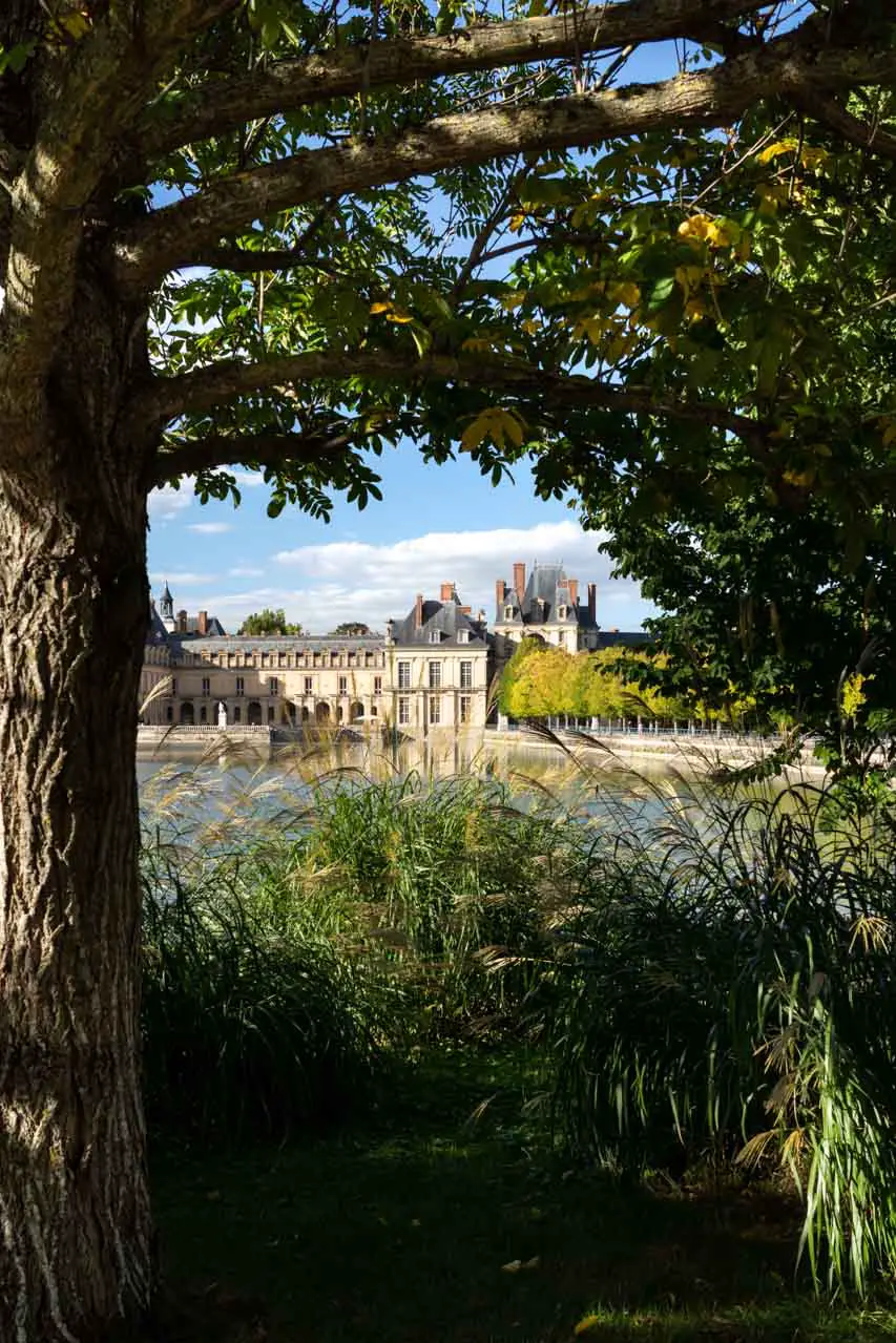 Château de Fontainebleau viewed from its gardens
