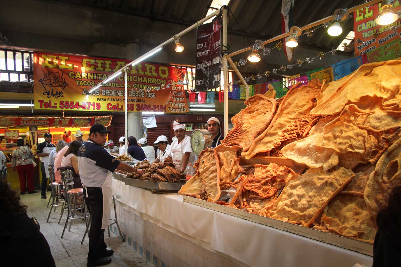 Pork crackling for sale in Coyoacán Market