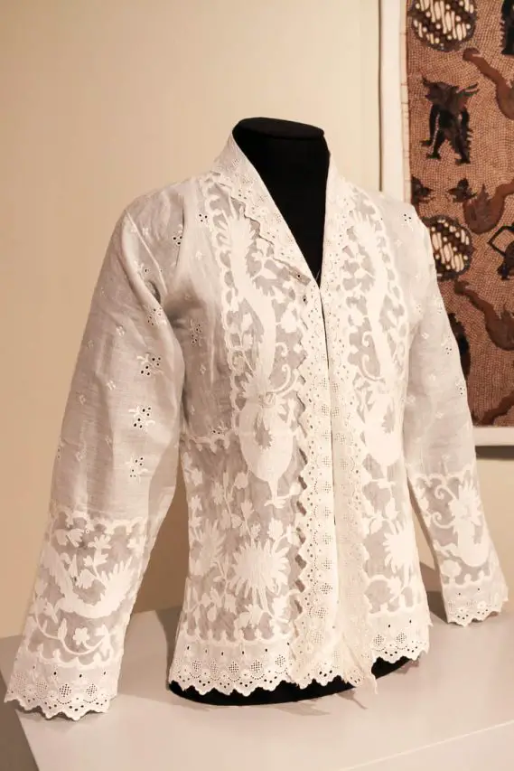 White, cotton lace kebaya from Java