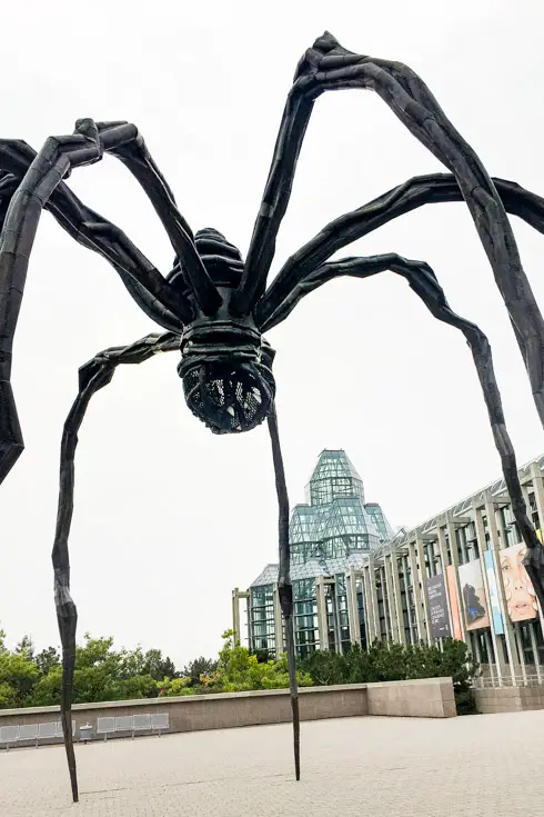 Louise Bourgeois' Maman sculpture outside the National Gallery of Canada