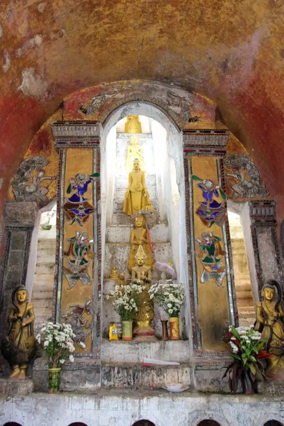 Golden Buddha images and colourful mosaics in Shwe Yan Pyay