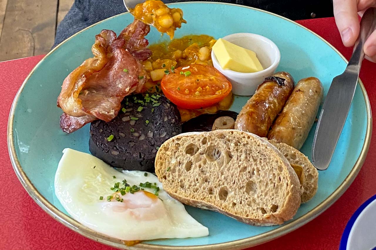 Scottish breakfast full fry-up