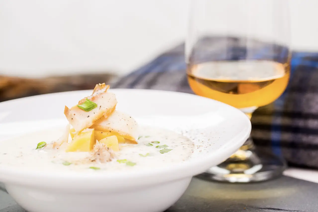 Scottish Cuisine - Cullen Skink and glass of whisky