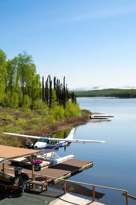 Flightseeing plane of Fish Lake, Talkeetna