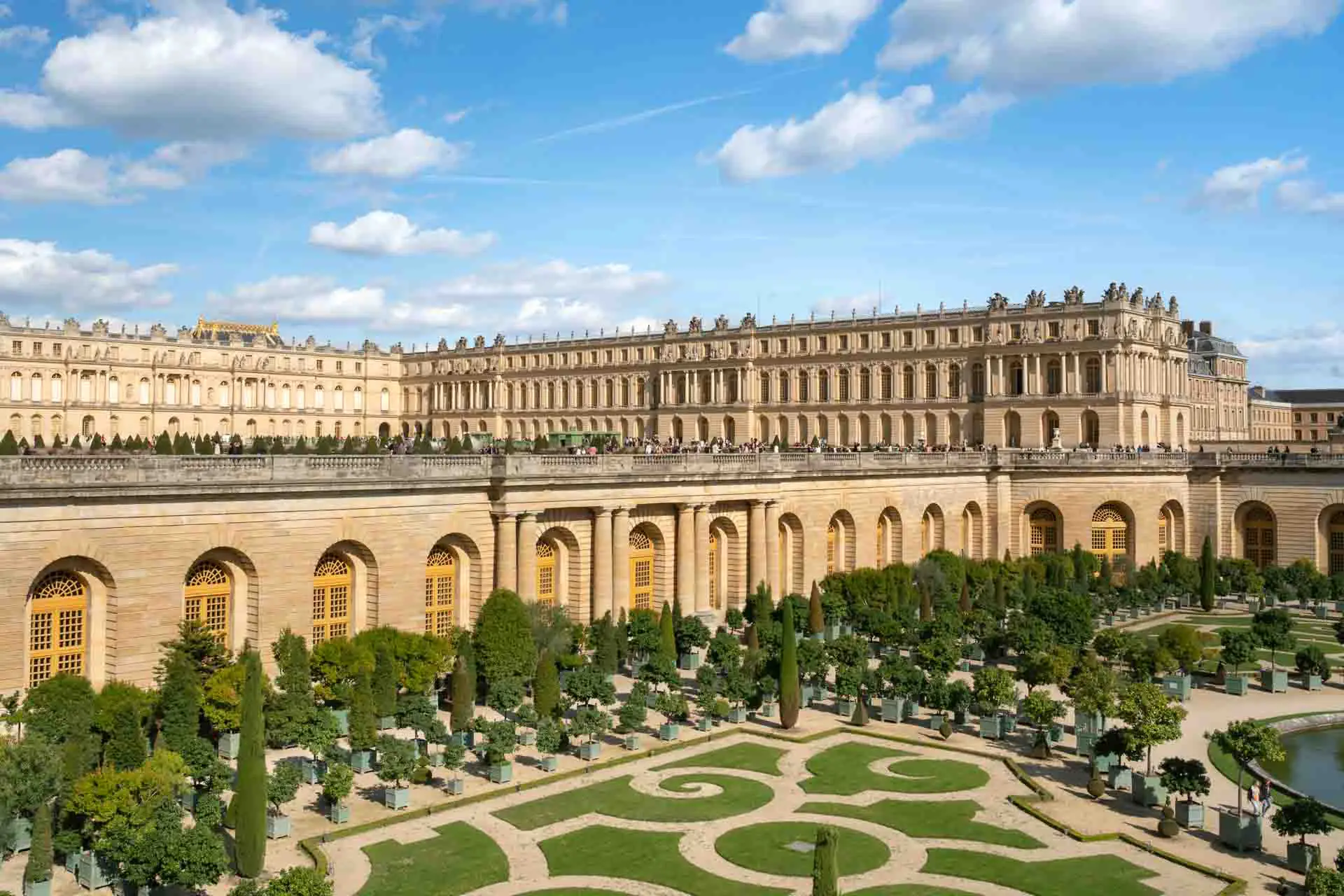 How to plan a day trip to Versailles from Paris