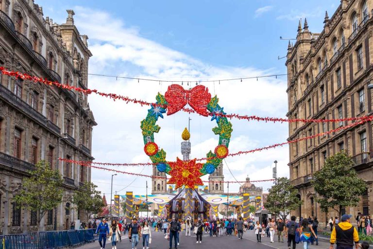 Christmas in Mexico City: Festive Events, Traditions & Travel Tips